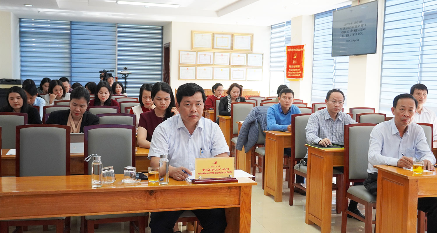 Hội nghị tập huấn báo chí tuyên truyền Đại hội XIV của Đảng