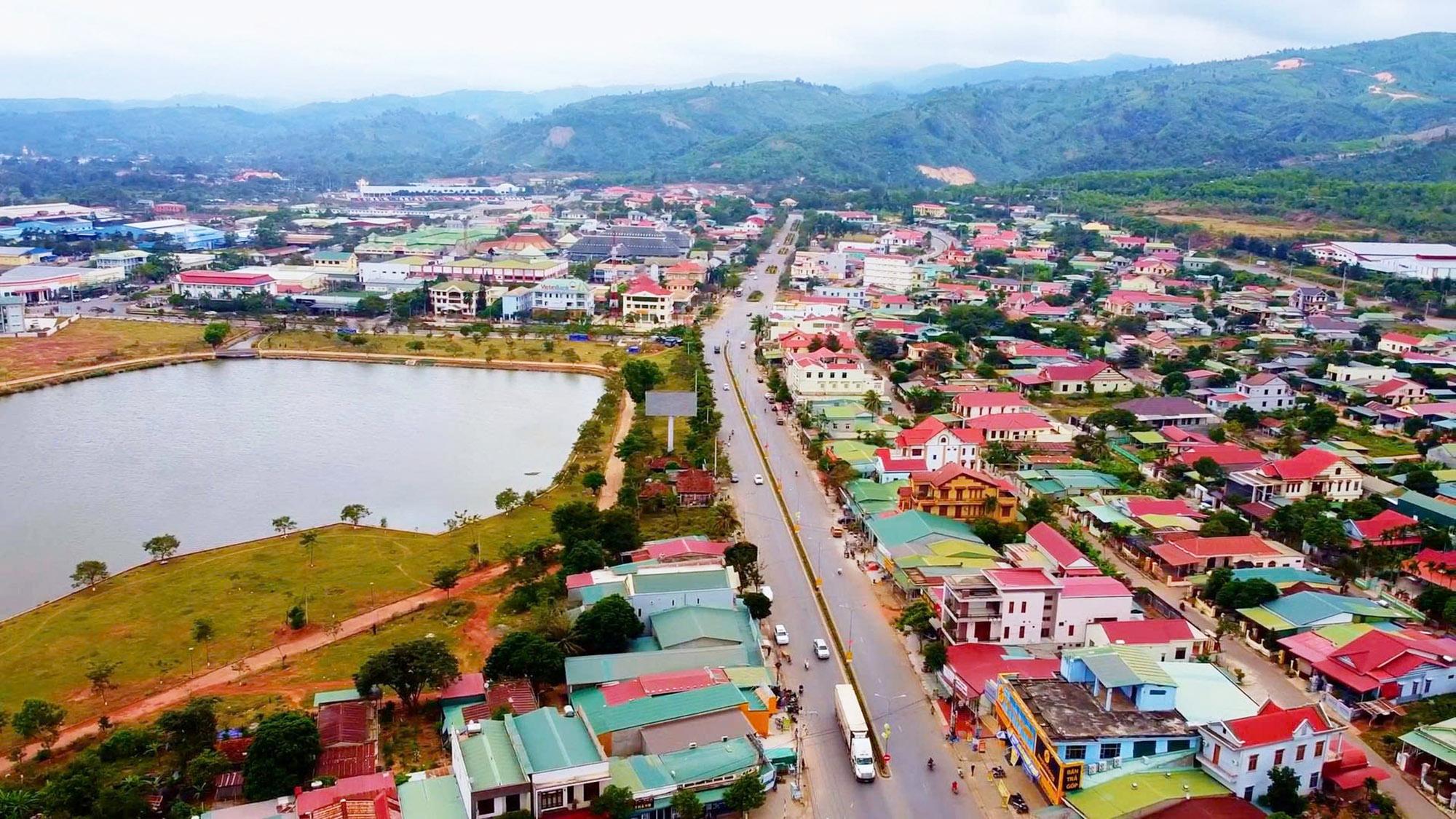 Thủ tướng Chính phủ bổ sung Dự án đường bộ cao tốc Cam Lộ - Lao Bảo vào danh mục dự án các công trình, dự án quan trọng quốc gia, trọng điểm ngành Giao thông vận tải