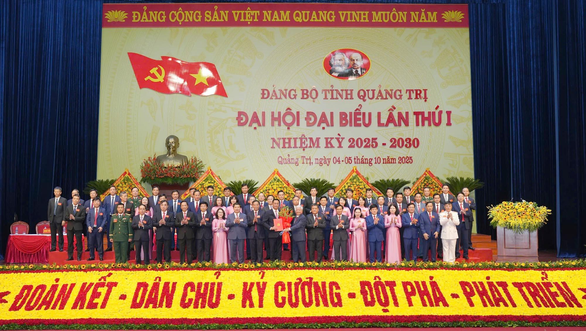 (Tin ảnh) Đại hội đại biểu Đảng bộ tỉnh Quảng Trị lần thứ I, nhiệm kỳ 2025 - 2030