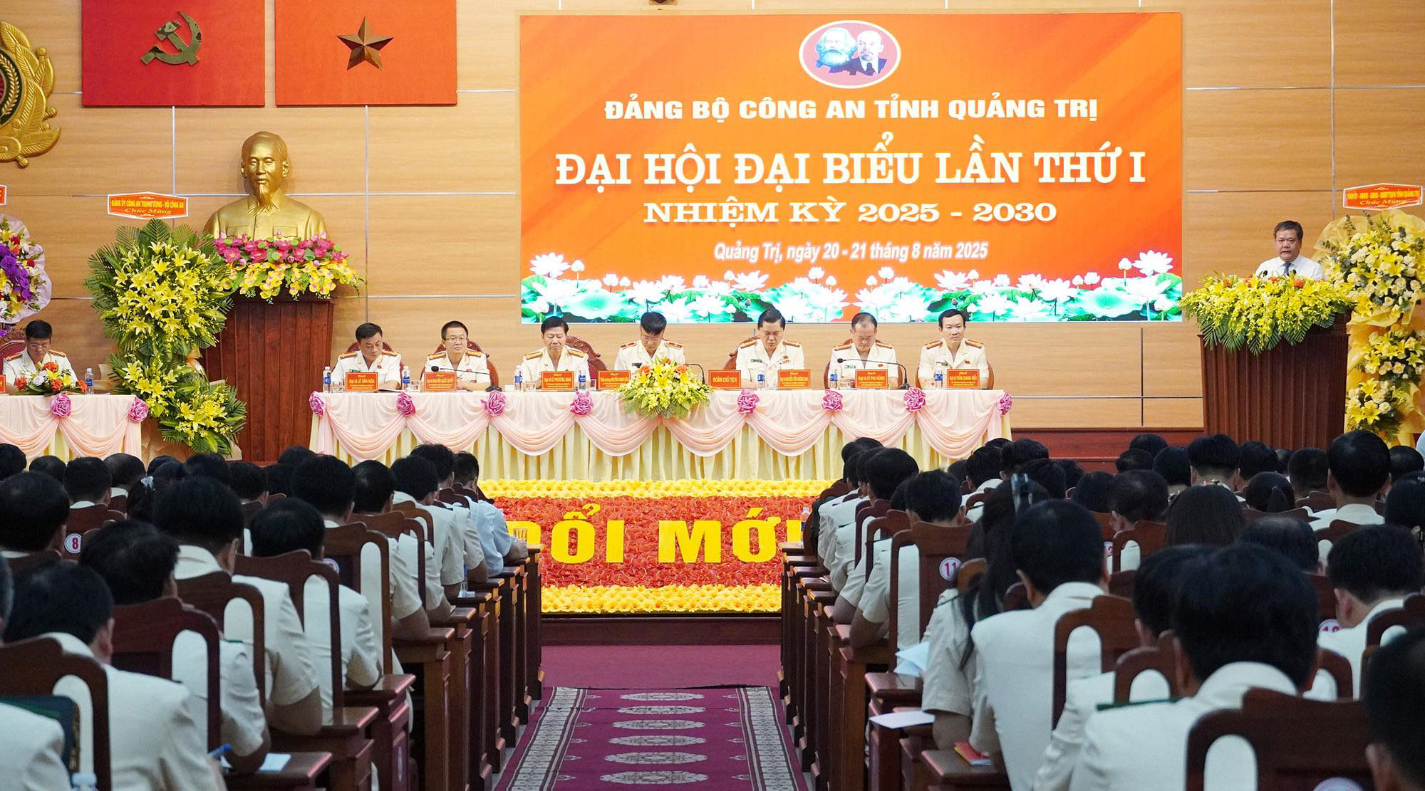 (Tin ảnh) Đại hội đại biểu Đảng bộ Công an tỉnh Quảng Trị lần thứ I, nhiệm kỳ 2025 - 2030