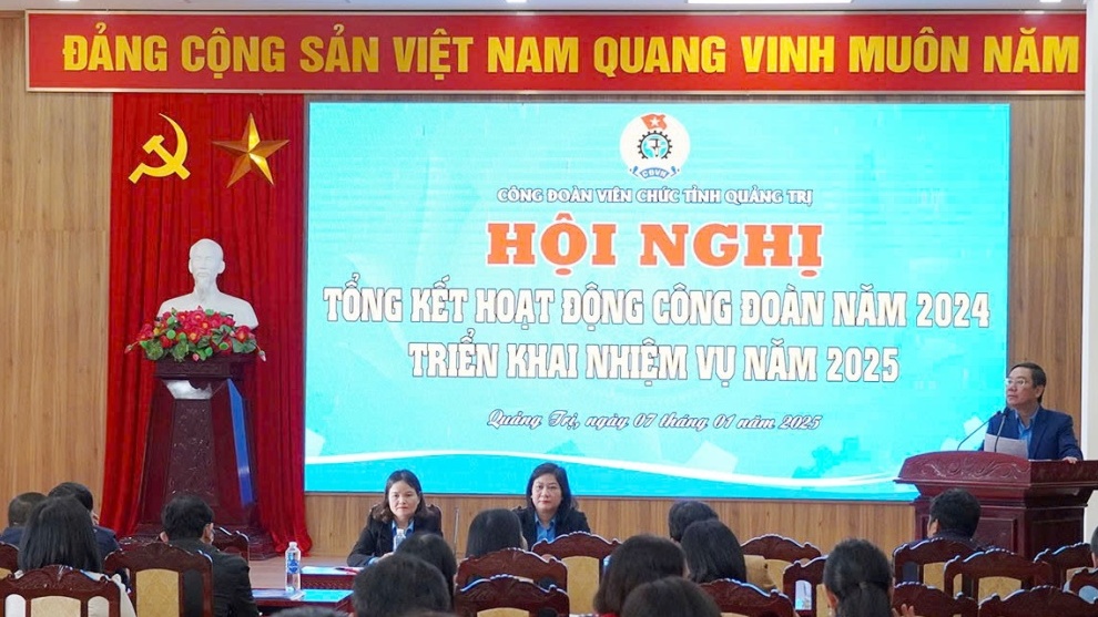 Công đoàn Quảng Trị tăng cường đối thoại nhằm bảo đảm bình đẳng giới và chăm lo lao động nữ tại doanh nghiệp