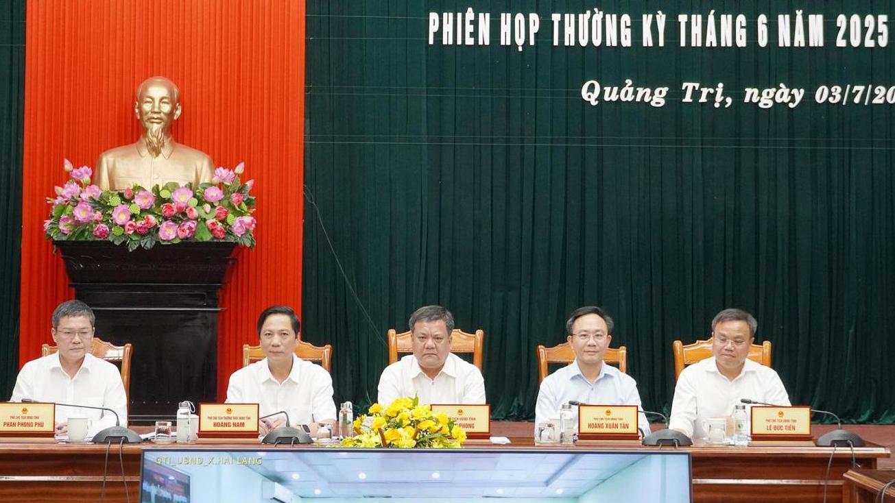 Nhanh chóng đưa bộ máy mới đi vào hoạt động ổn định, hiệu quả, phục vụ tốt hơn cho người dân, doanh nghiệp và sự phát triển của tỉnh