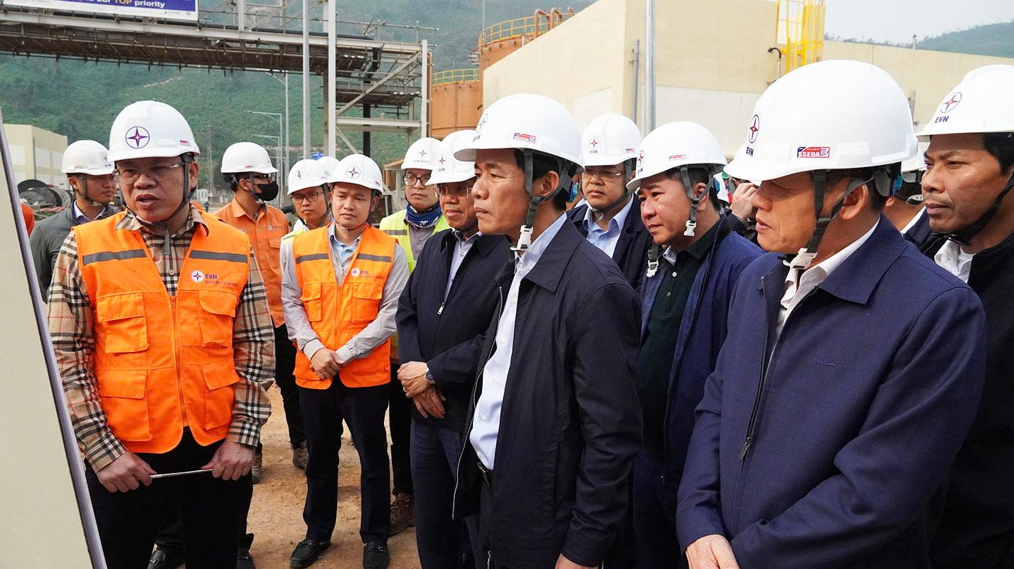 Bí thư Tỉnh ủy Nguyễn Văn Phương khảo sát, kiểm tra một số dự án tại Khu Kinh tế Hòn La